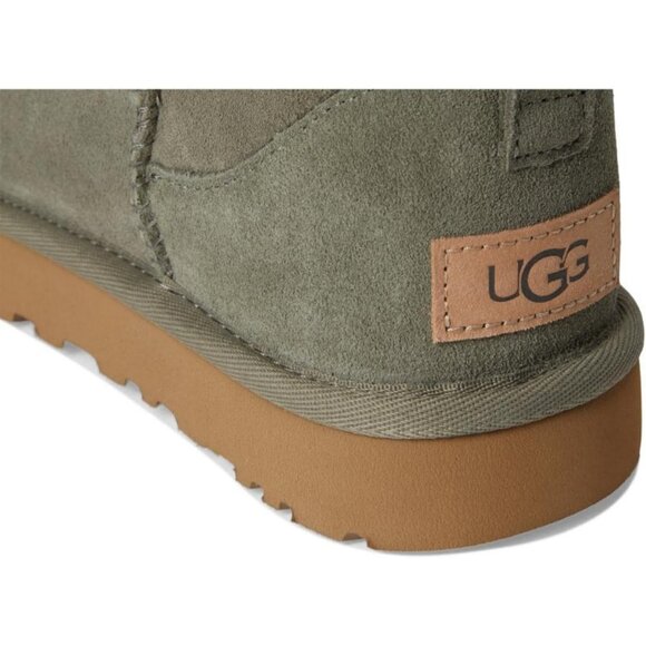 UGG Women's Amphora Rounded Toe Sheepskin Lining Classic Ultra Mini Boot - Picture 6 of 7